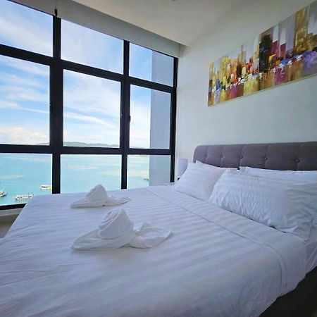 Sunset Seaview Studio Apartment At Kota Kinabalu City Centre Exterior photo