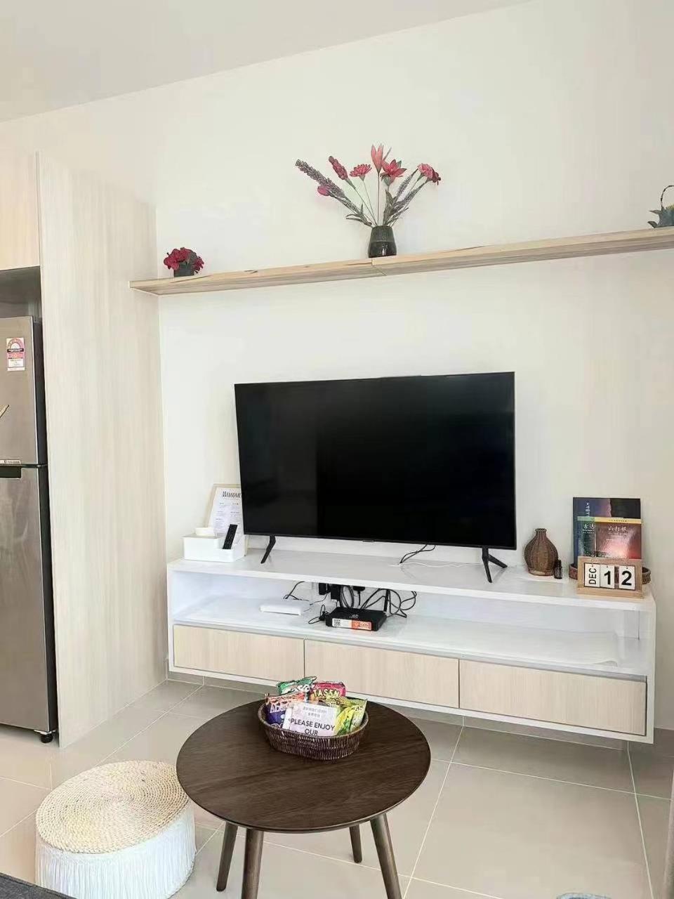 Sunset Seaview Studio Apartment At Kota Kinabalu City Centre Exterior photo